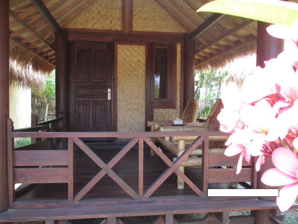 Selong Belanak Bungalows Dış mekan fotoğraf